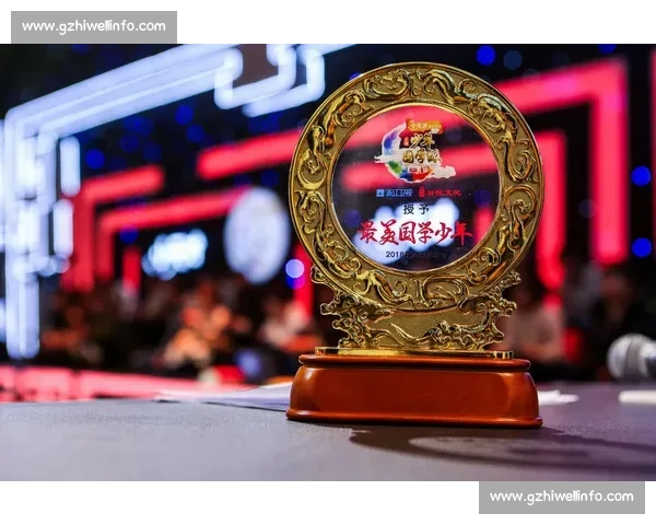 象棋争霸赛冠军奖杯荣耀揭晓 展现智慧与毅力的巅峰对决